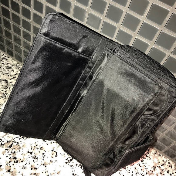 Server Wallet - Picture 7 of 8